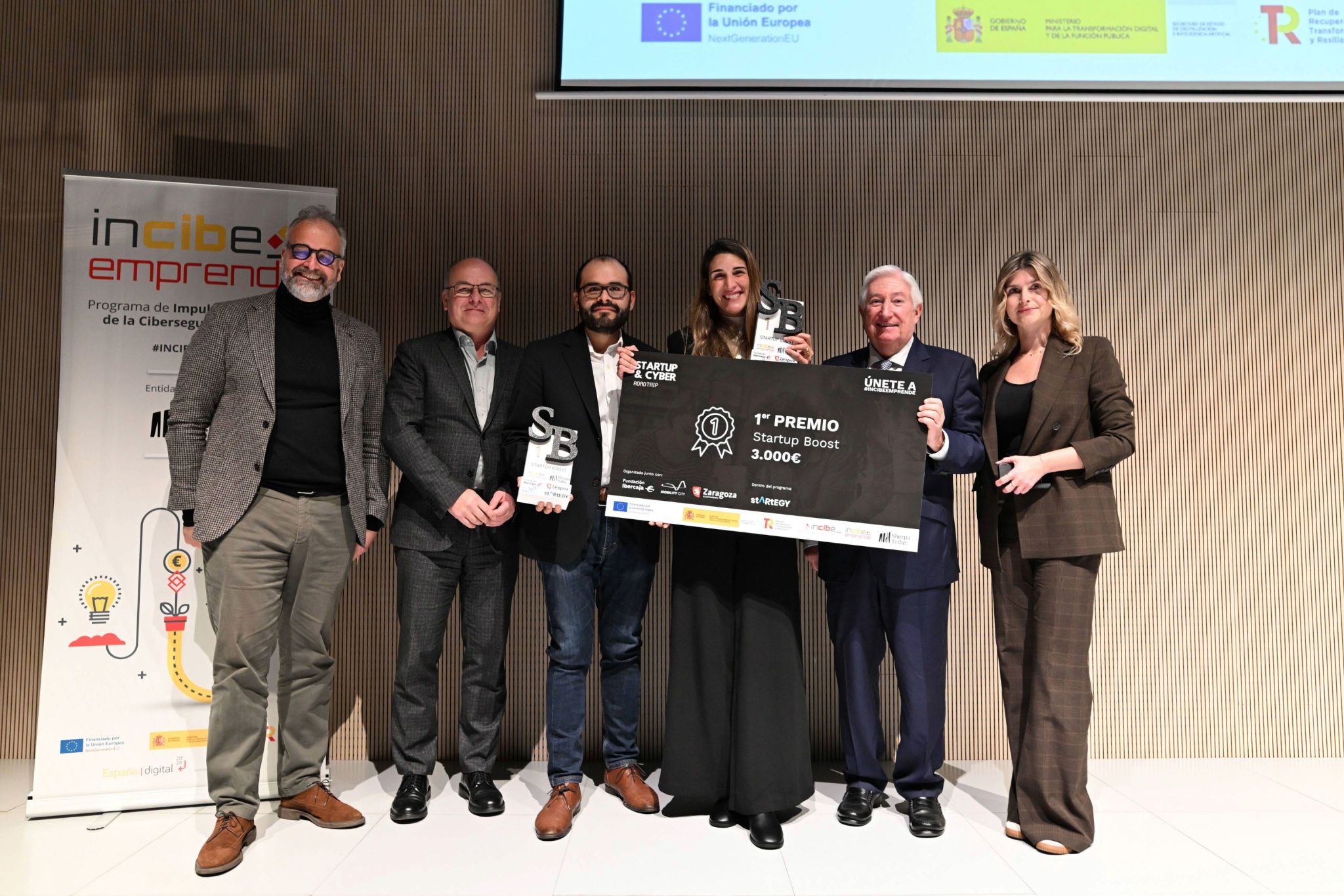 CIRQUEL winning the 1st prize in Zaragoza at the Investors Demo Day for the best startup and circular solution